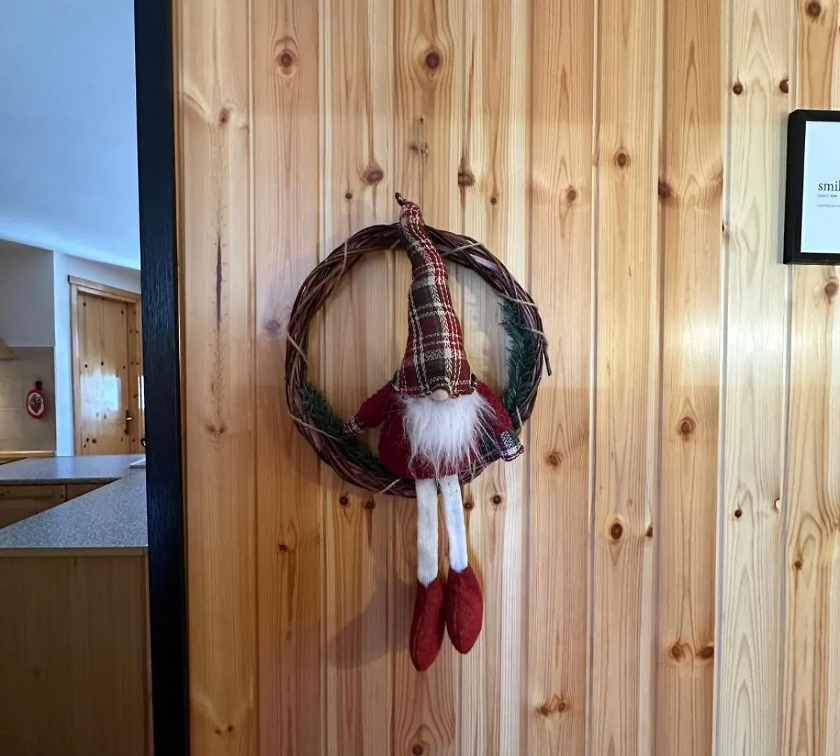 Wood Peak Apartment Semogo